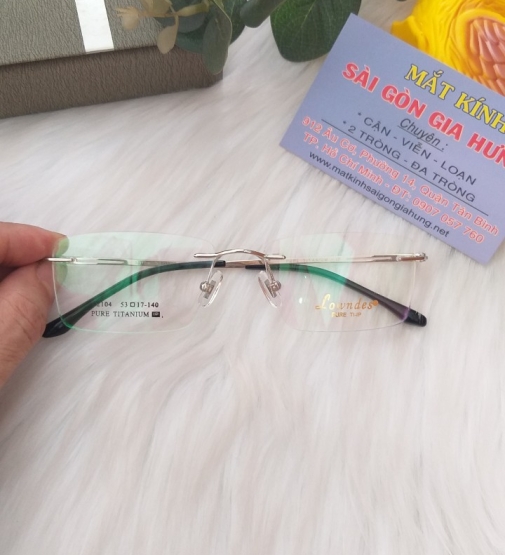 GỌNG KÍNH TITANIUM CAO CẤP Lowndes  PURE - 52104 C3