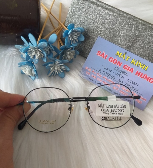 GỌNG KÍNH TITANIUM BAỎROTELL  T - 9528 C2 